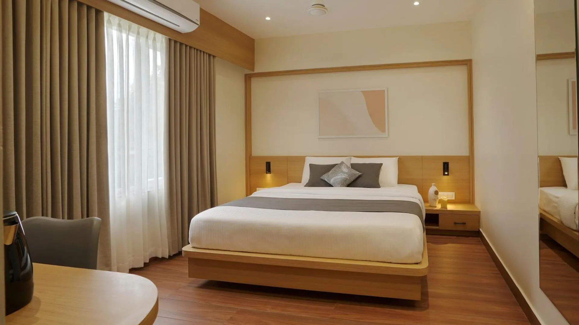 Halifax Inn Bekal Town Hotel